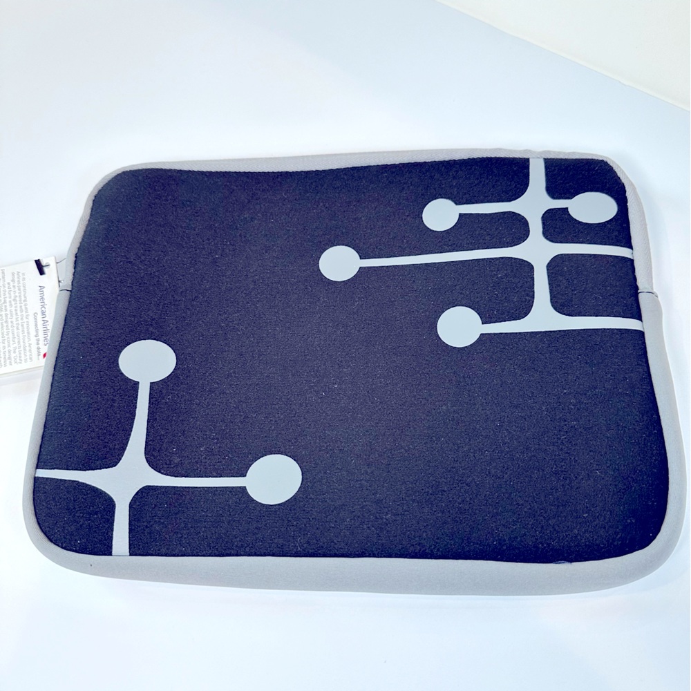 Dot Pattern Organizer Bag made for American Airlines